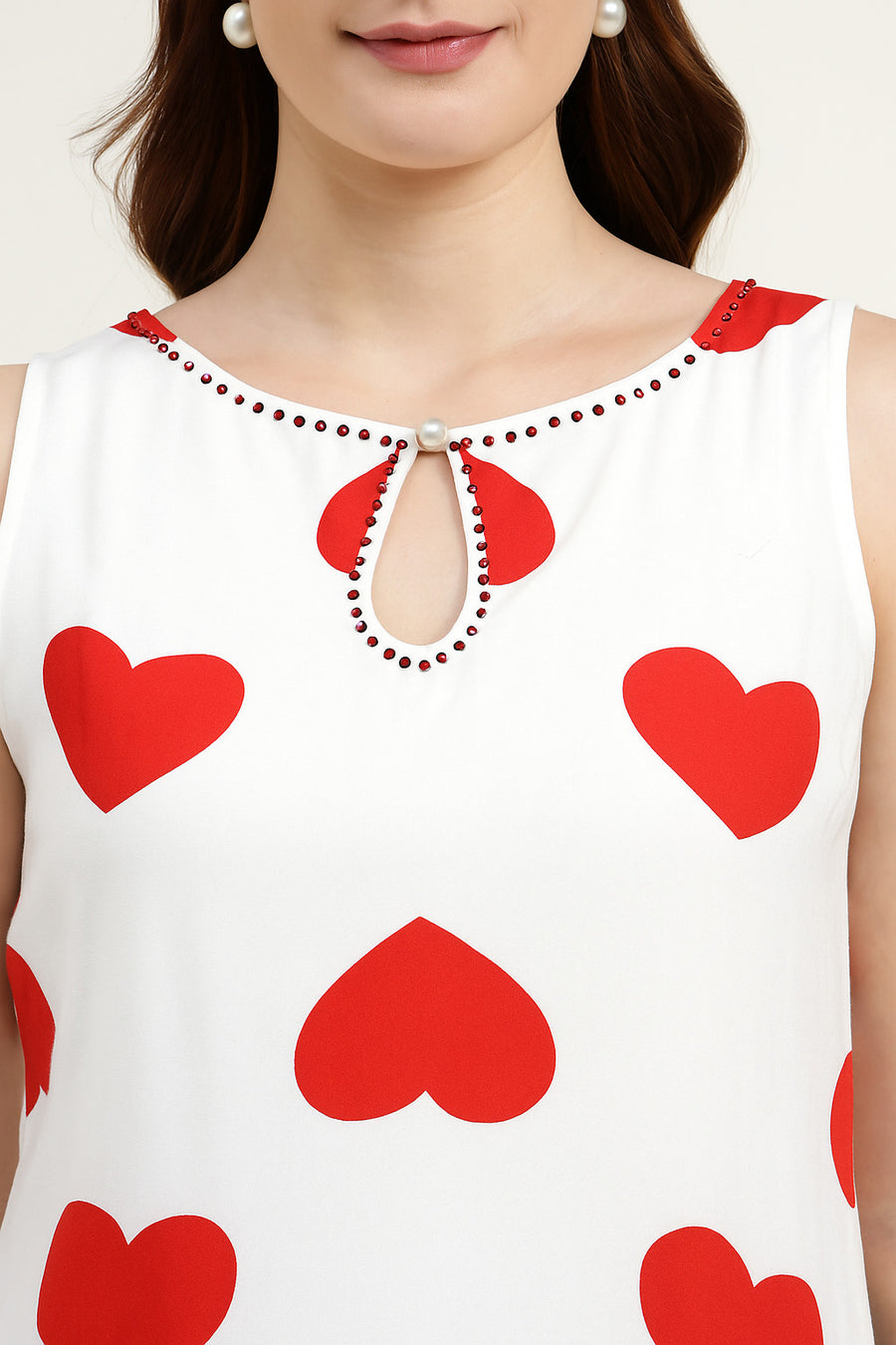White & Red Heart Print Co-ord Set for Women – Sleeveless Kurta with Pants